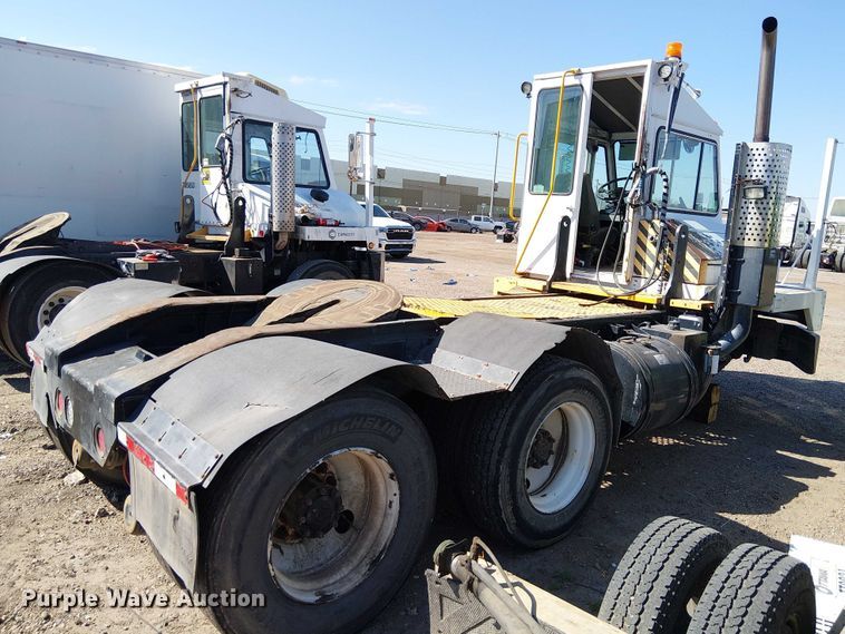 image for item YA2503 2008 Kalmar  Ottawa yard truck