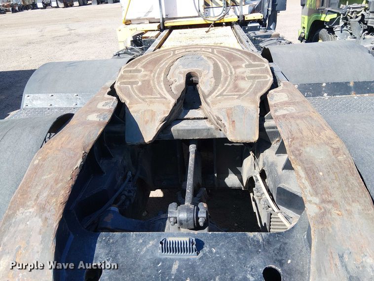 image for item YA2503 2008 Kalmar  Ottawa yard truck