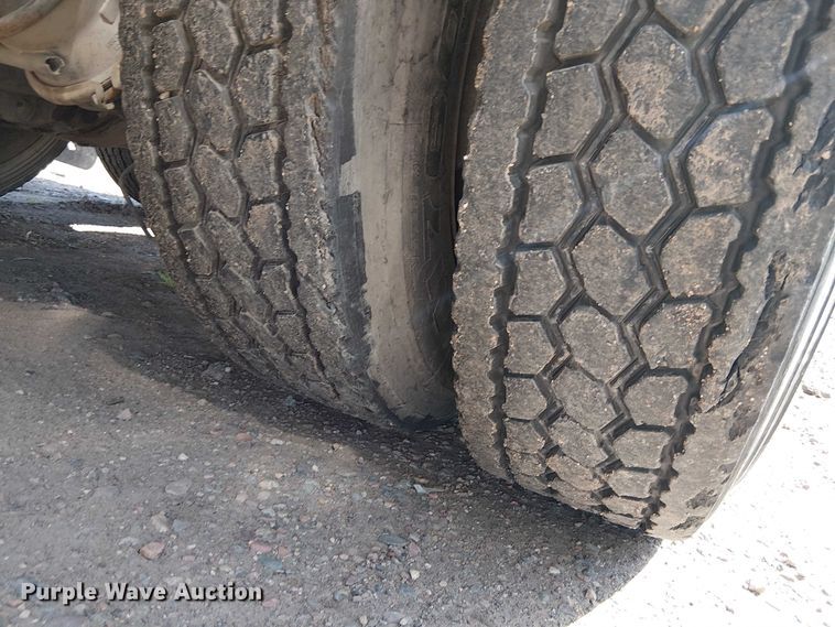 image for item YA2503 2008 Kalmar  Ottawa yard truck