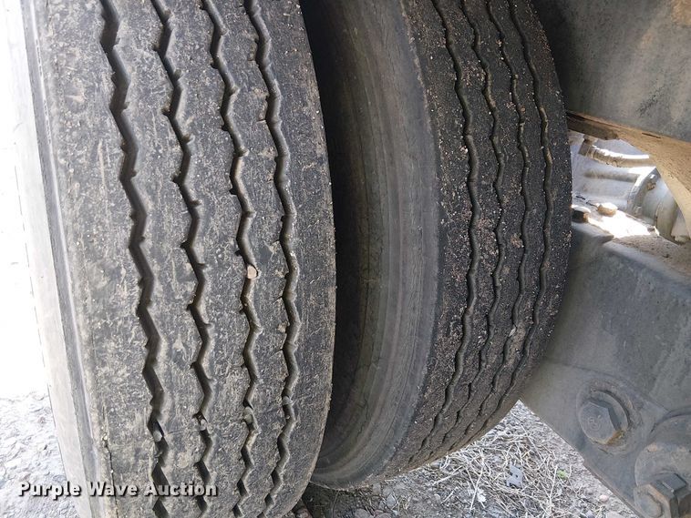 image for item YA2503 2008 Kalmar  Ottawa yard truck