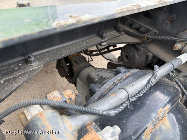 image for item YA2563 2018 Kenworth T680 semi truck