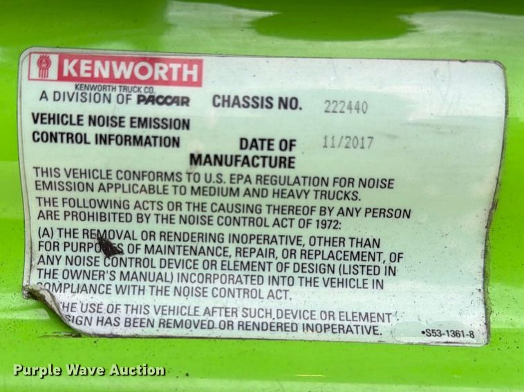 image for item YA2563 2018 Kenworth T680 semi truck
