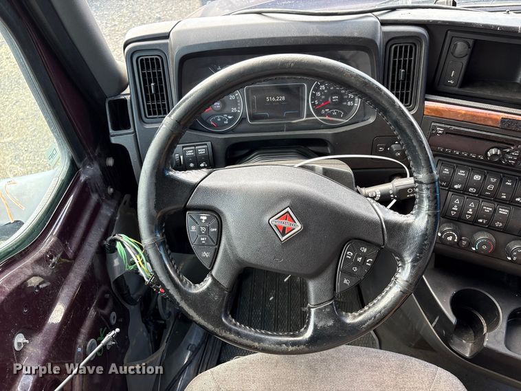 image for item YA2622 2020 International LT625 semi truck