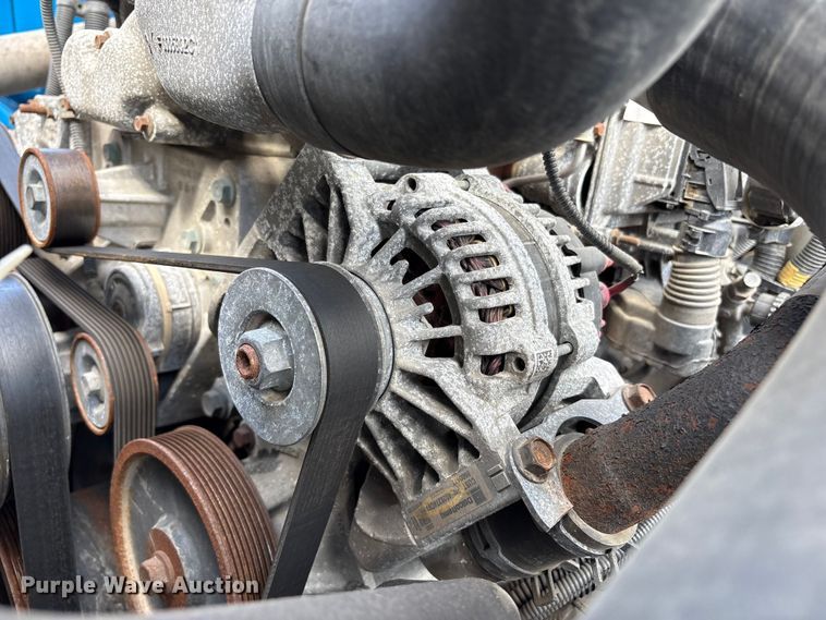 image for item YA2622 2020 International LT625 semi truck