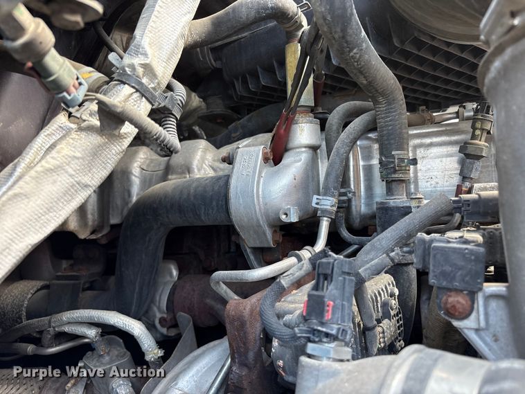 image for item YA2622 2020 International LT625 semi truck