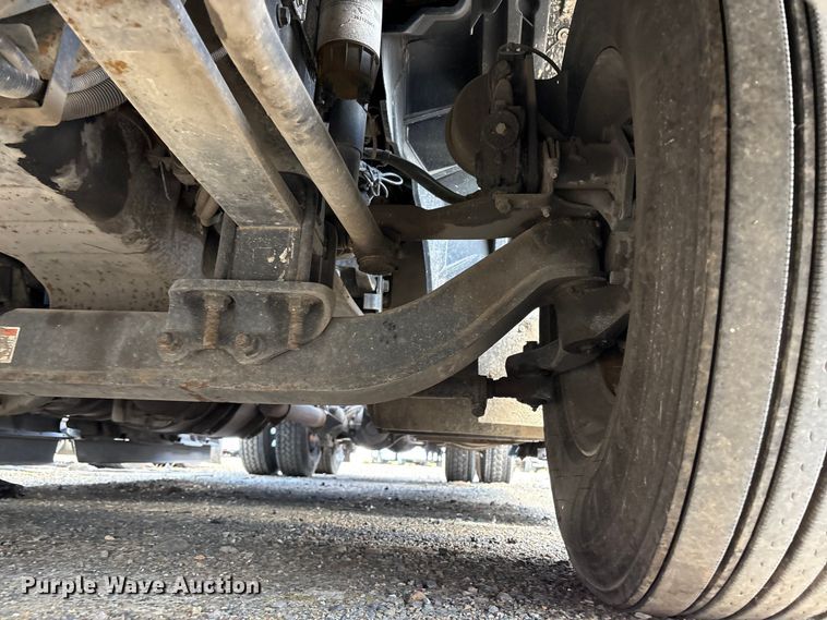 image for item YA2622 2020 International LT625 semi truck