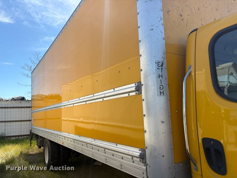 image for item YA2624 2018 Freightliner Business Class M2 box truck