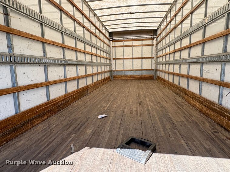 image for item YA2624 2018 Freightliner Business Class M2 box truck