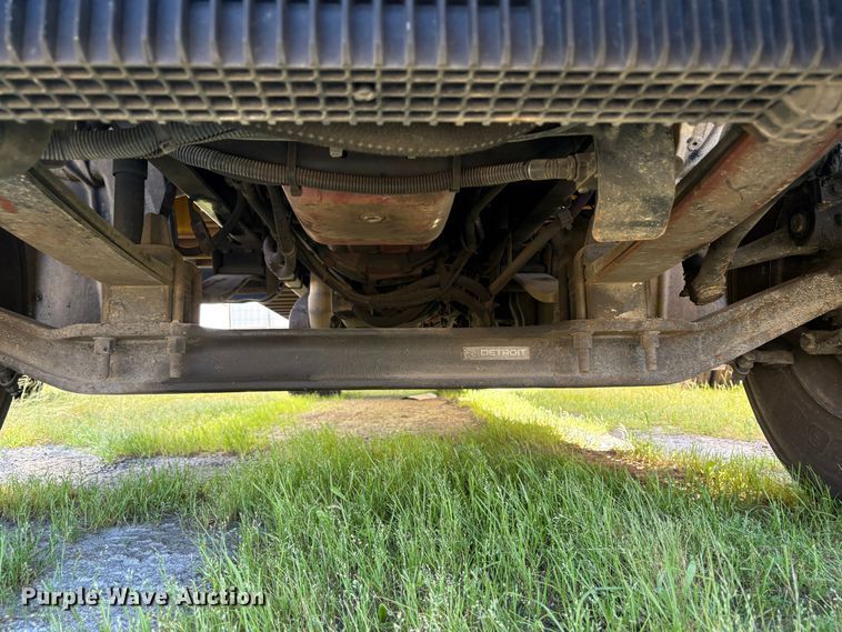 image for item YA2624 2018 Freightliner Business Class M2 box truck