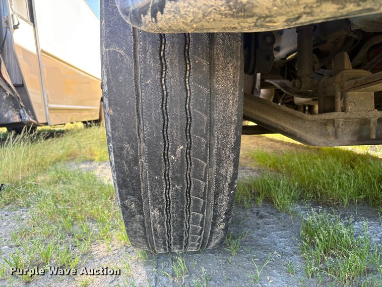 image for item YA2624 2018 Freightliner Business Class M2 box truck