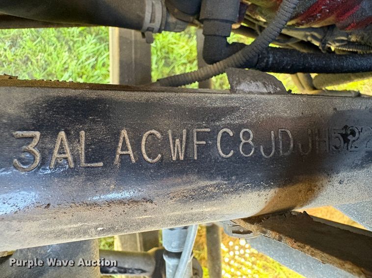 image for item YA2624 2018 Freightliner Business Class M2 box truck