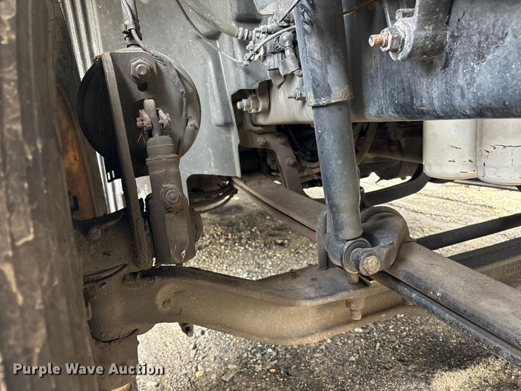 image for item YA2724 2018 Volvo VNL semi truck