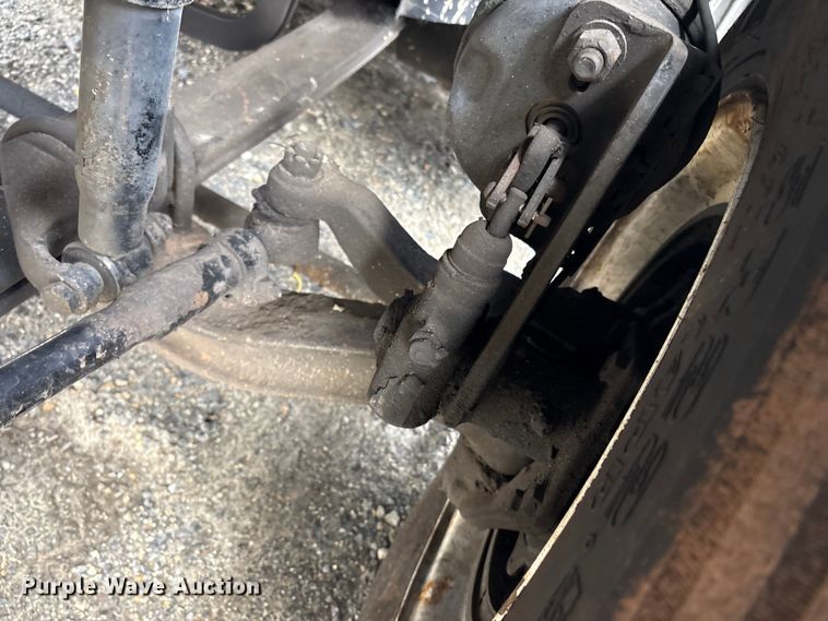 image for item YA2724 2018 Volvo VNL semi truck