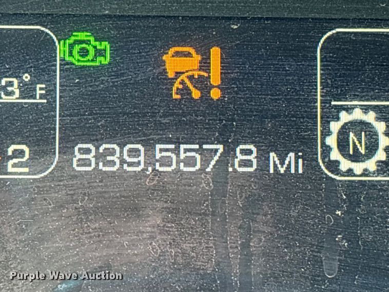 image for item YA2759 2017 Kenworth T680 semi truck