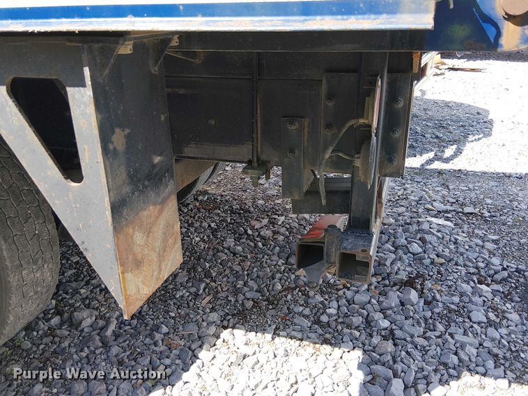 image for item YA2760 2017 Mack GU813 flatbed truck