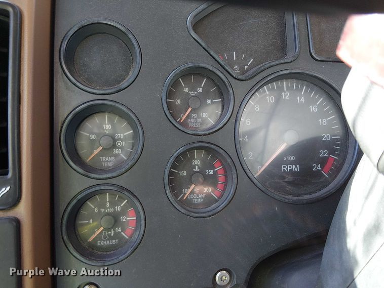 image for item YA2760 2017 Mack GU813 flatbed truck