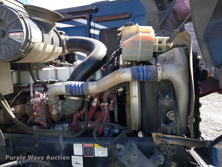 image for item YA2760 2017 Mack GU813 flatbed truck
