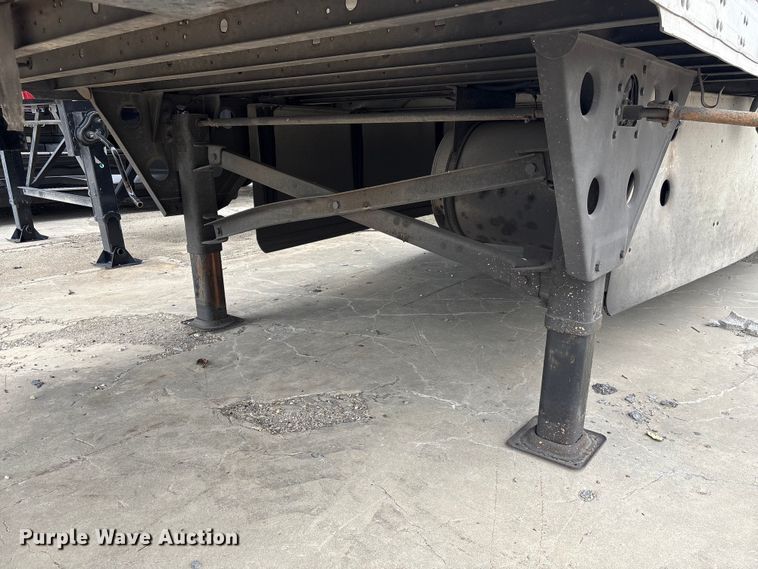 image for item YA2871 2017 Utility VS2RA refrigerated van trailer