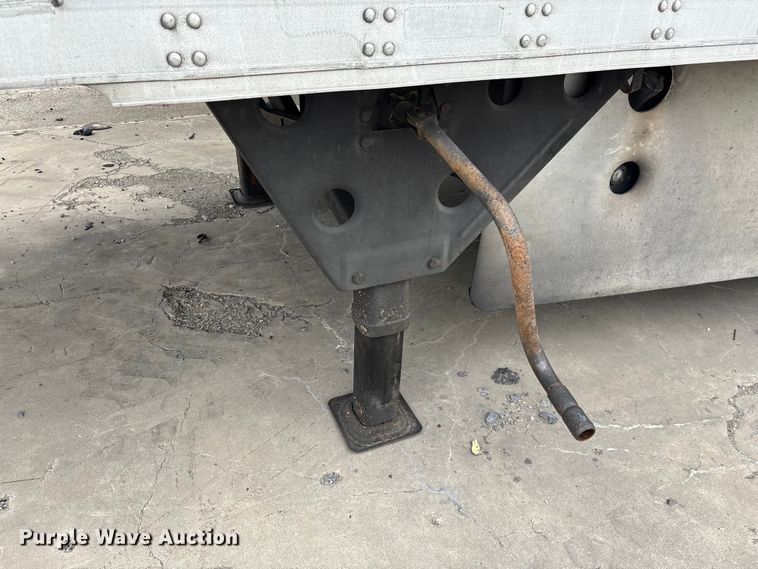 image for item YA2871 2017 Utility VS2RA refrigerated van trailer