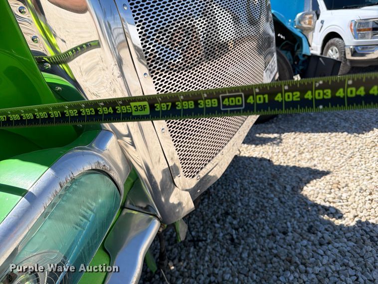 image for item YA2872 2019 Peterbilt 389 semi truck