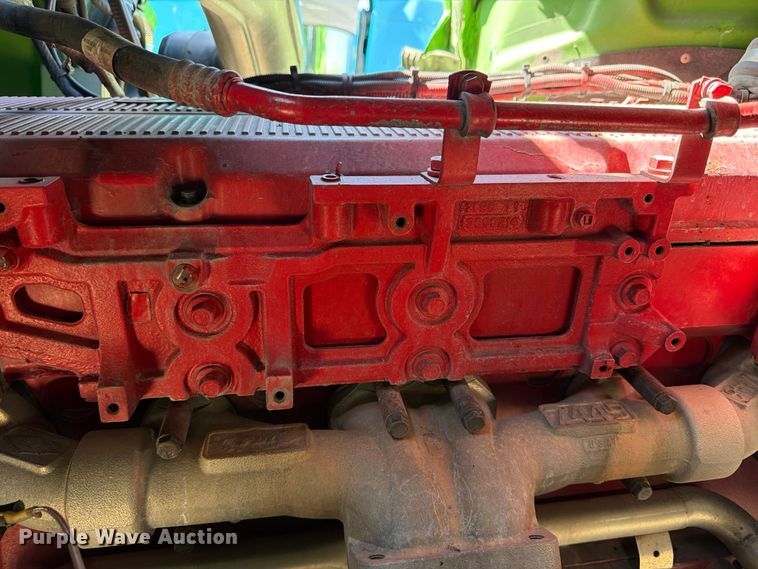 image for item YA2872 2019 Peterbilt 389 semi truck