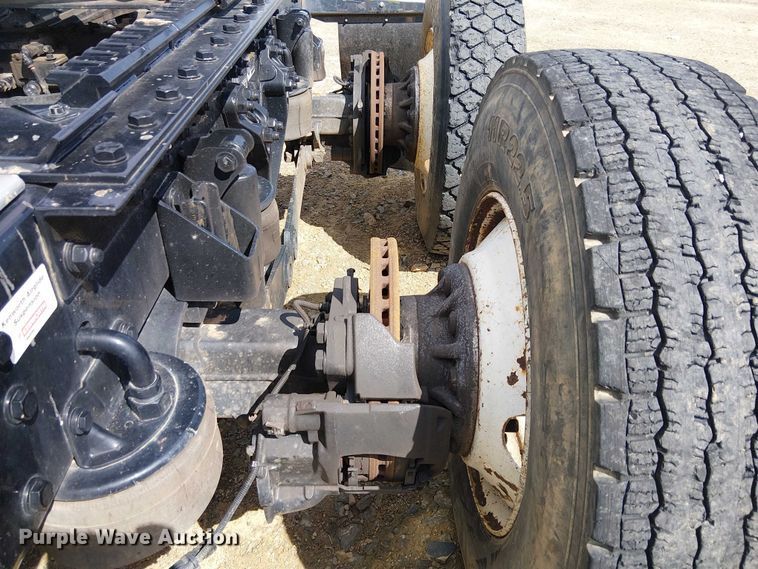 image for item YA2877 2025 Kenworth W900 semi truck