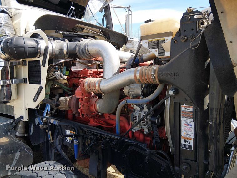 image for item YA2877 2025 Kenworth W900 semi truck