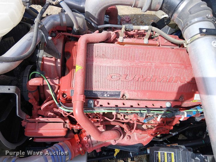 image for item YA2877 2025 Kenworth W900 semi truck