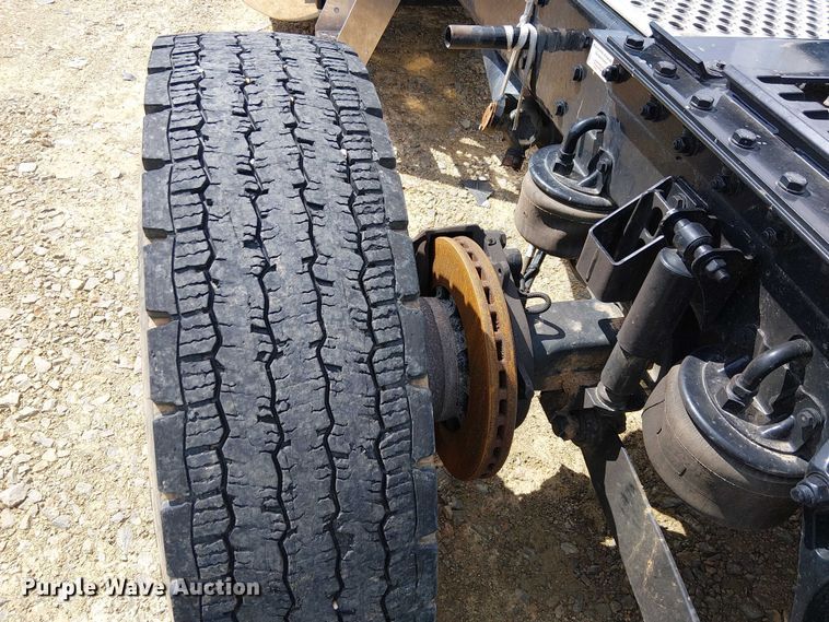 image for item YA2877 2025 Kenworth W900 semi truck