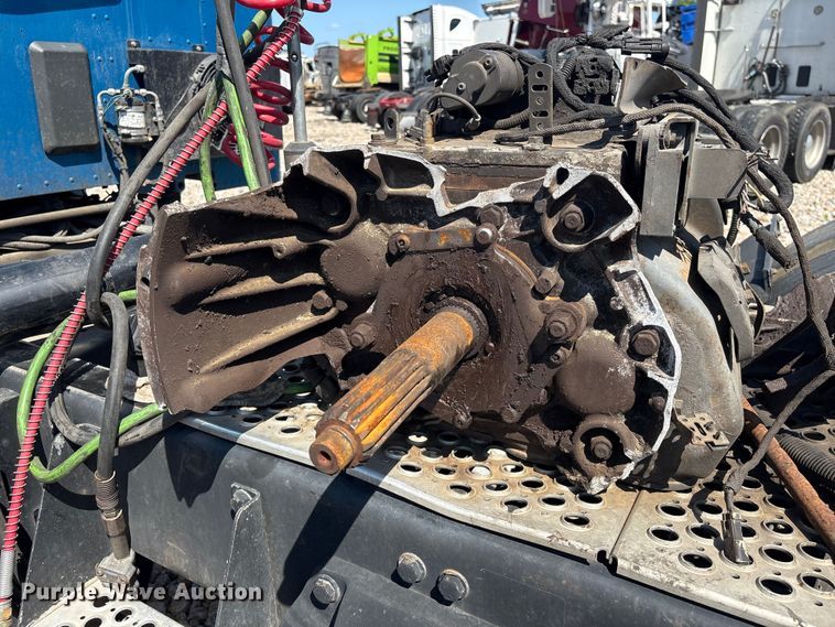 image for item YA2903 2017 Kenworth T680 semi truck