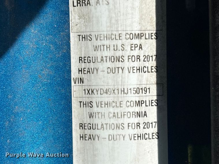 image for item YA2903 2017 Kenworth T680 semi truck