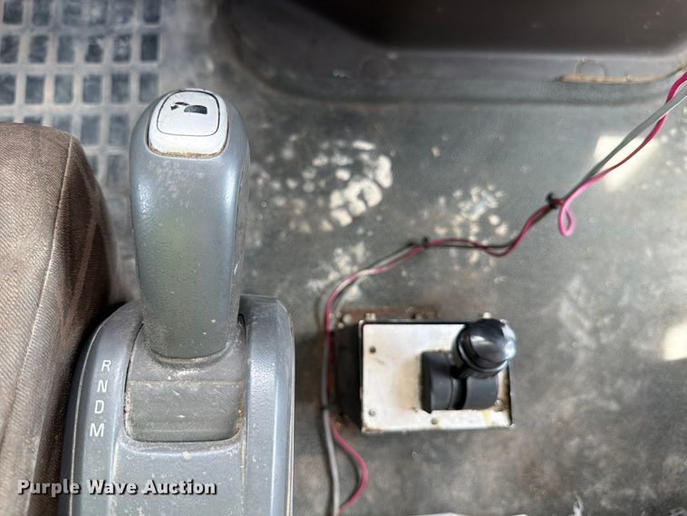 image for item YA2987 2017 Volvo VNL semi truck