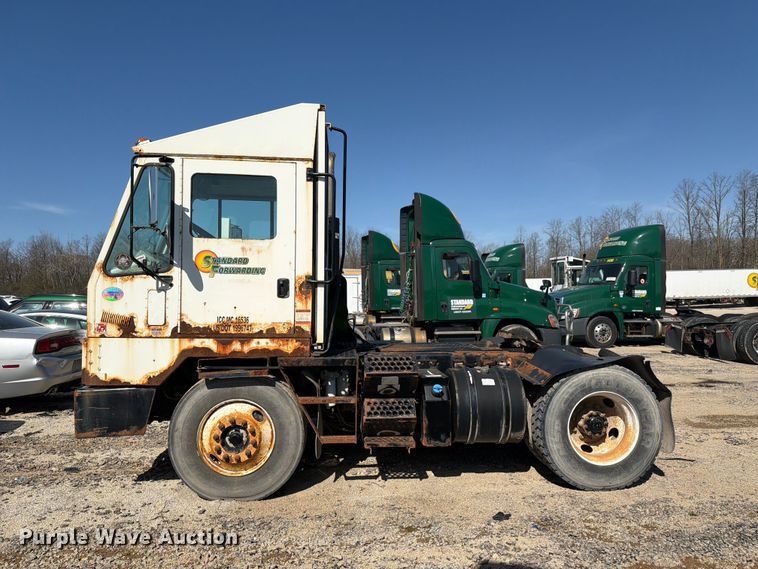 image for item YA2998 2011 Kalmar  Ottawa yard truck