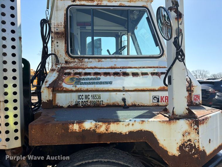 image for item YA2998 2011 Kalmar  Ottawa yard truck