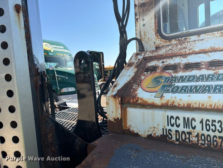 image for item YA2998 2011 Kalmar  Ottawa yard truck