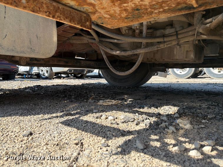 image for item YA2998 2011 Kalmar  Ottawa yard truck