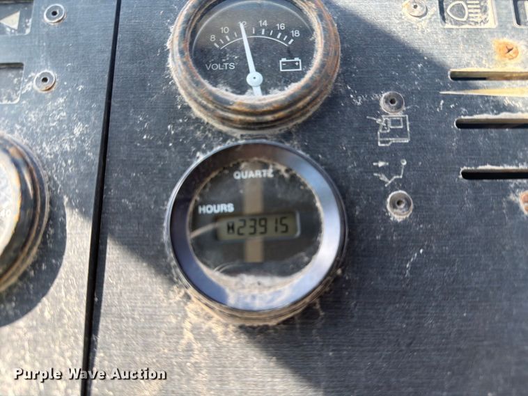 image for item YA2998 2011 Kalmar  Ottawa yard truck