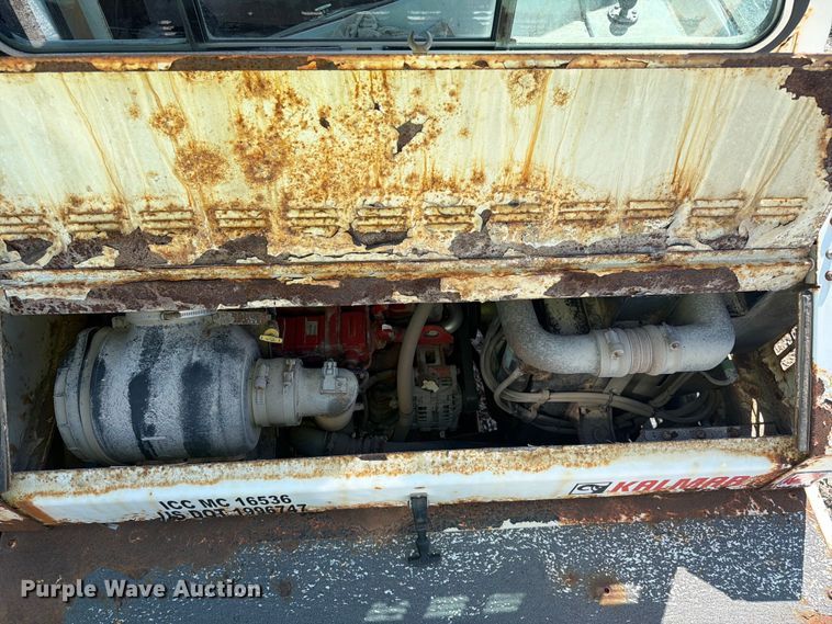 image for item YA2998 2011 Kalmar  Ottawa yard truck