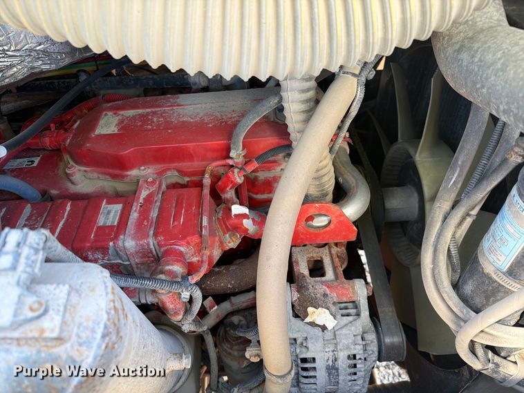 image for item YA2998 2011 Kalmar  Ottawa yard truck