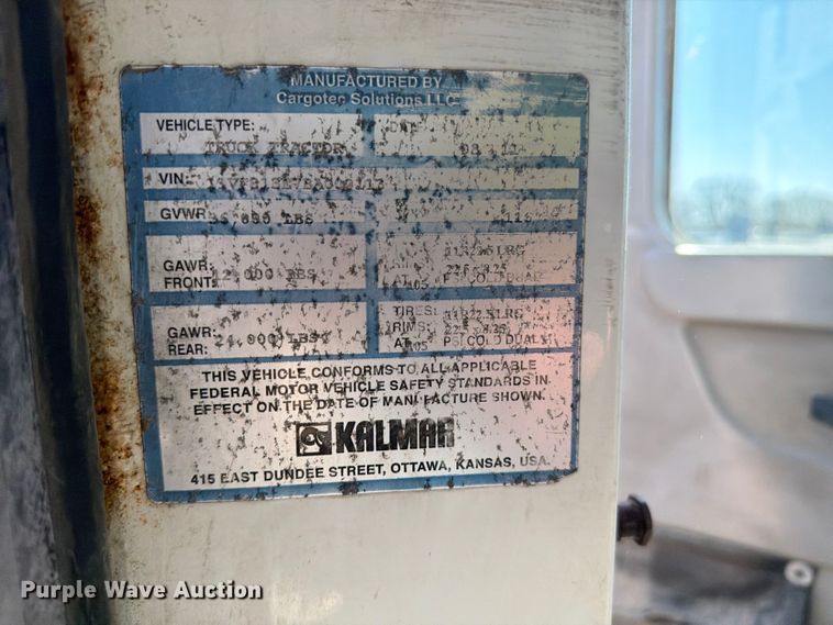 image for item YA2998 2011 Kalmar  Ottawa yard truck