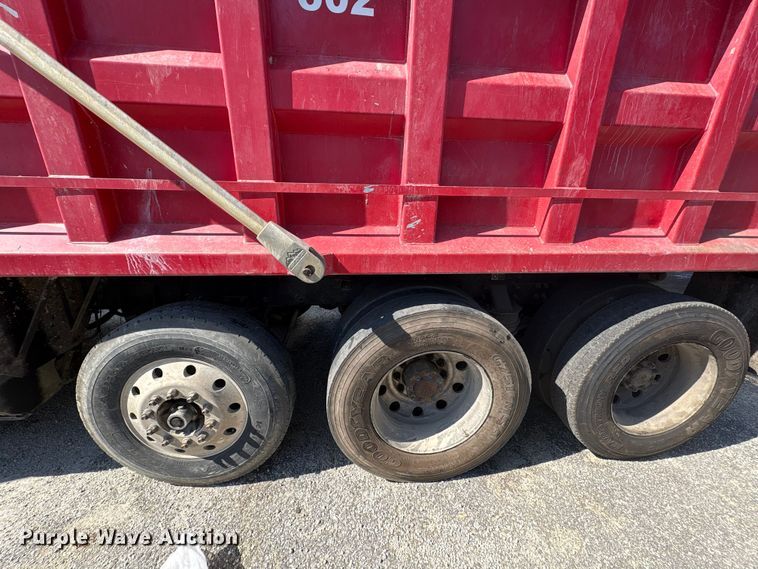 image for item YA3013 2015 Kenworth T880 dump truck
