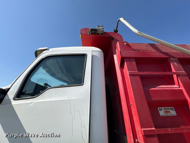 image for item YA3013 2015 Kenworth T880 dump truck