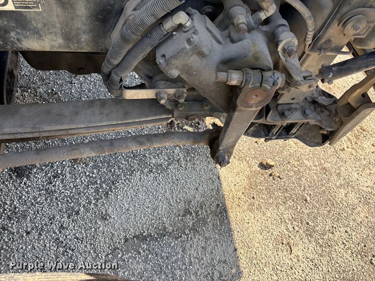 image for item YA3013 2015 Kenworth T880 dump truck
