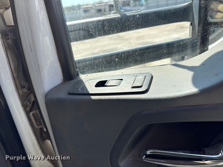 image for item YA3013 2015 Kenworth T880 dump truck