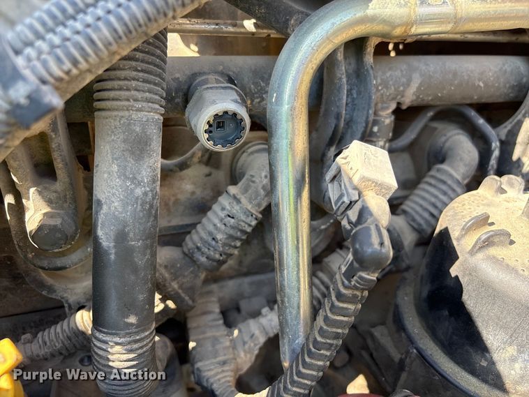 image for item YA3013 2015 Kenworth T880 dump truck
