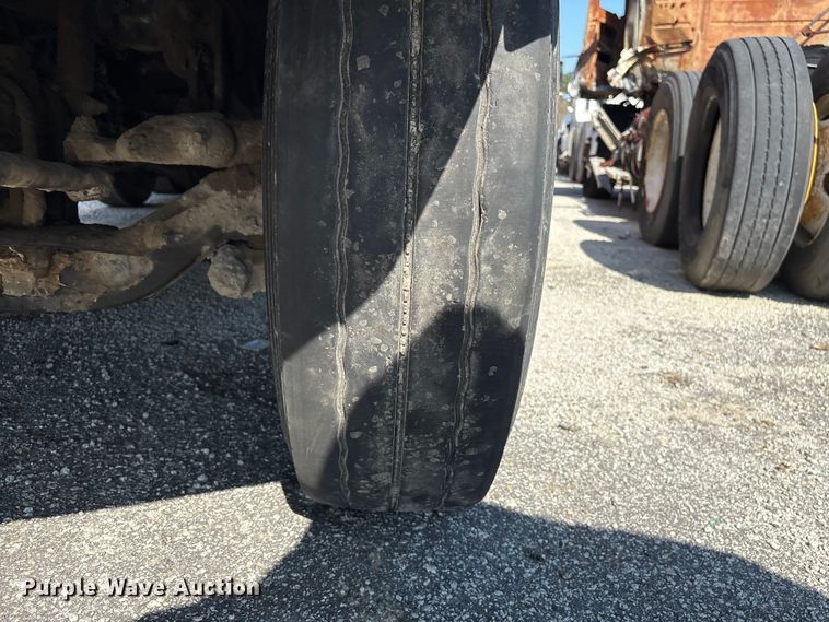 image for item YA3013 2015 Kenworth T880 dump truck