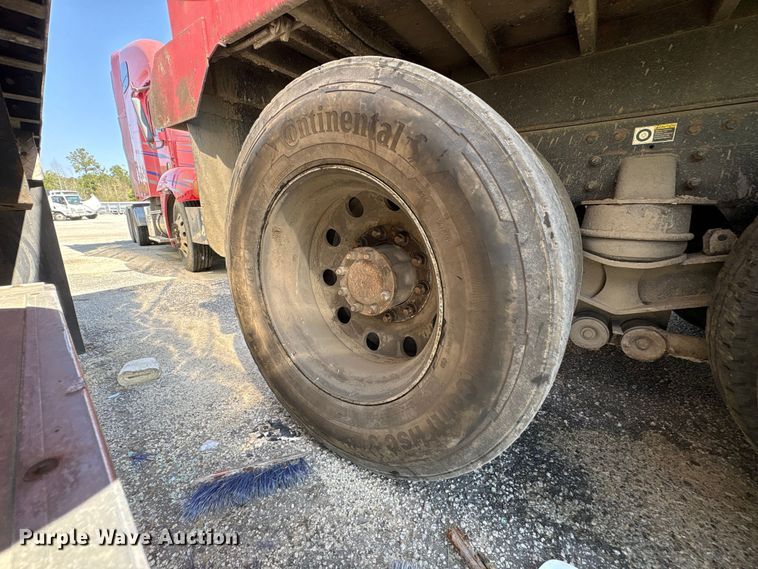 image for item YA3013 2015 Kenworth T880 dump truck