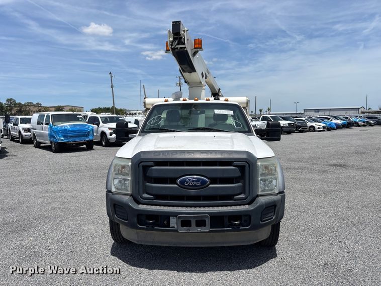 image for item YA3062 2013 Ford F450 Super Duty bucket truck
