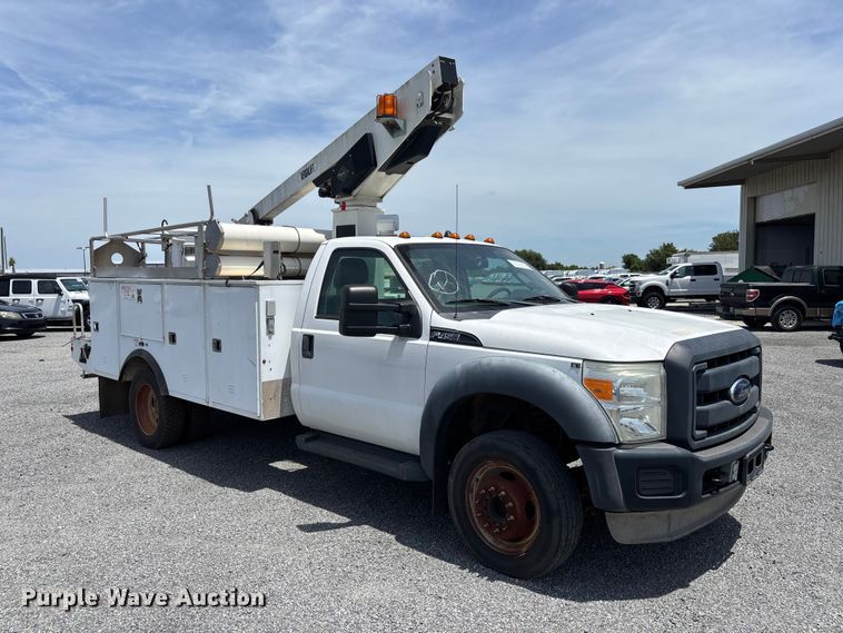 image for item YA3062 2013 Ford F450 Super Duty bucket truck