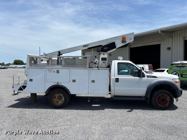 image for item YA3062 2013 Ford F450 Super Duty bucket truck